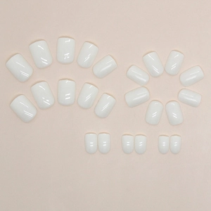 Minimalist cream white short square press-on nails set with glossy finish for daily wear