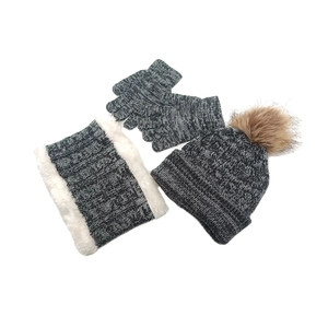 Children's 3-piece winter knit hat scarf and gloves set in mottled grey with faux fur pom