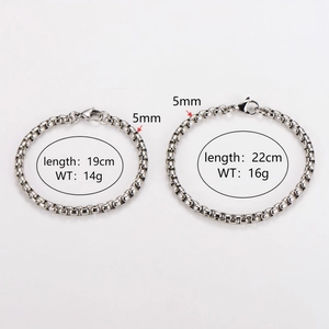 Minimalist 5mm stainless steel box chain bracelets in 19cm and 22cm lengths with lobster clasp