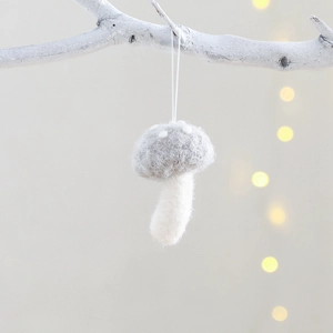 Ornamento a fungo in feltro di lana fatto a mano grigio-bianco, decorazione per l'albero di Natale