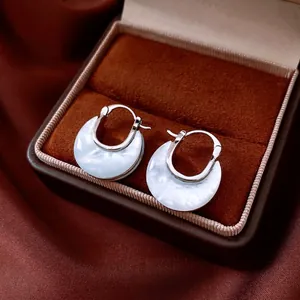Minimalist U-Shaped Huggie Hoop Earrings With Mother Of Artificial Pearl Inlay Copper Vintage Style Jewelry For Women