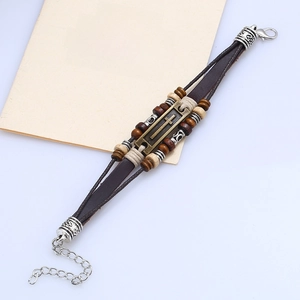 Bracciale multistrato vintage in pelle intrecciata con ciondolo a croce e perline