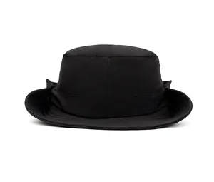 Vista posteriore del cappello da sole outdoor ad asciugatura rapida con tesa larga anti-UV
