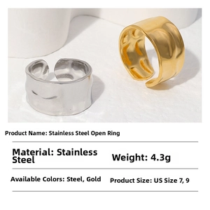 Detailed spec sheet showing titanium steel ring specs, 4.3g weight and US sizes 7/9