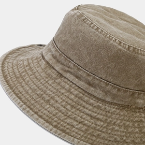Close-up of reinforced stitching and stitching details on a washed cotton sun hat