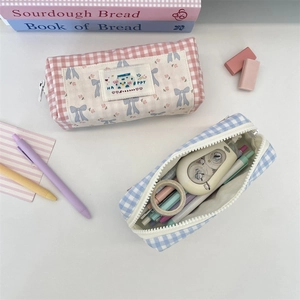 Large capacity checkered pencil case with bow detail for student stationery storage