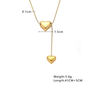 Detailed size chart for golden heart pendant necklace showing dimensions and weight