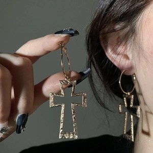Vintage Textured Hollow Cross Hoop Stud Earrings For Women Punk Style Alloy Silver Earring Post Gold Silver Earrings Jewelry