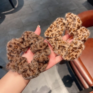Luipaardprint Kunstbont Fluwelen Scrunchies Voor Dames Franse Retro Pluche Elastische Haarbanden Winter Haaraccessoires