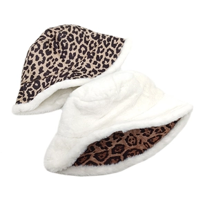 Double-sided faux fur leopard print bucket hat for women in soft plush material