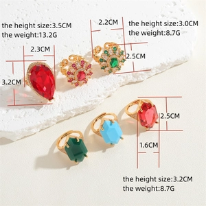 Golden flower cocktail rings with colorful zircon gems, showing detailed size and weight specs