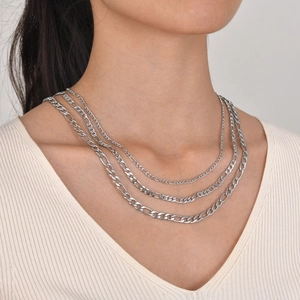 Three-layer silver Figaro chain necklace for women in high-quality stainless steel