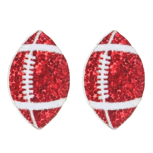 Boucles d'oreilles rugby rouges étincelantes avec coutures blanches et paillettes