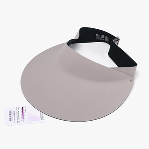 Visiera parasole pieghevole anti-UV da donna in grigio chiaro con tesa larga esterno