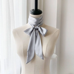 Elegant 2-meter silver grey satin silk scarf tied on neck for a sophisticated French look