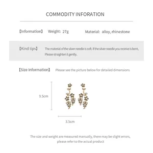 Detailed size specifications of vintage flower earrings with alloy and rhinestone material