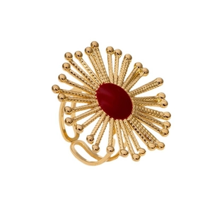 Vintage gold plated geometric ring with red oval center and sunburst petal design