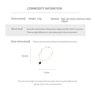 Infographic showing tiger eye stone necklace weight 8.6g and pendant size 1.5cm