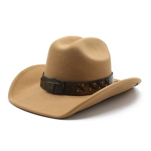 Detailed view of the khaki western cowboy hat with a vintage metal bull skull buckle decoration