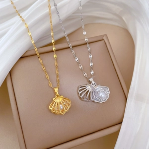 Titanium Steel Chain Copper Shell Pendant Necklace With Zircon And Artificial Pearl Elegant Openable Shell Jewelry For Women