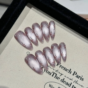 Faux Ongles à Presser Œil de Chat Faits à la Main Longue Amande Rose Violet Motif Floral Paillettes Femme Fête