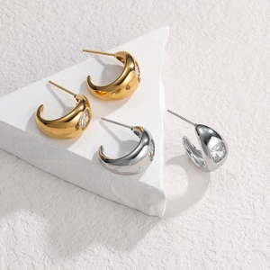 Vintage C-shaped geometric hoop earrings with clear zircon in gold and silver finish