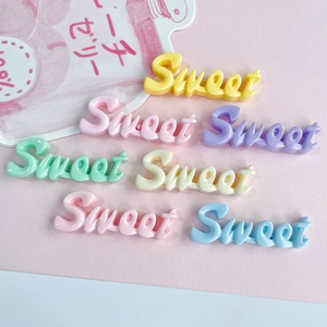 Charm's colorés en résine avec lettrage Sweet pour pinces à cheveux et bricolage