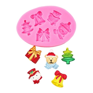 Molde navideño de silicona rosa con formas de campana regalo oso y árbol