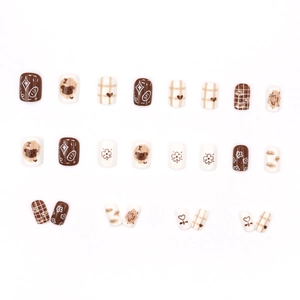 Faux ongles à presser ours marron et blanc avec motifs à carreaux et fleurs
