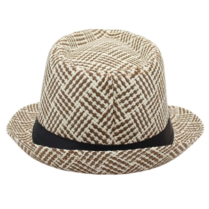Cappello di paglia classico a scacchi con nastro nero per protezione solare