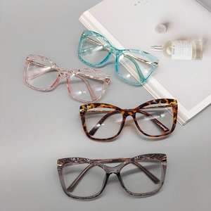 Occhiali quadrati in TR anti luce blu disponibili in blu rosa tartaruga e grigio