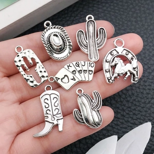 Zilveren western bedeltjes set met cowboyhoeden en cactussen voor DIY sieraden maken