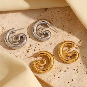 Stainless Steel Rattlesnake Spiral Hoop Earrings 18K Gold Plated Minimalist Geometric Jewelry For Women