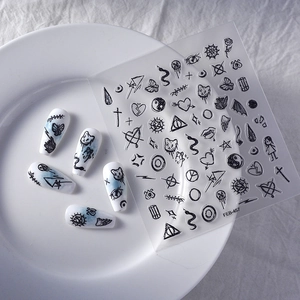Adesivi per unghie 5D neri a rilievo con motivi gotici serpente e cuore per nail art fai da te