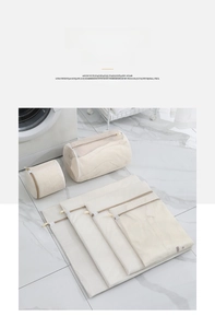 Set of multi-size mesh laundry bags for delicate clothing protection and washing