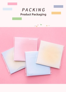 Detail view of 4-pack gradient sticky notes in pastel colors with individual clear packaging