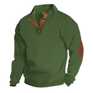 Maglione da uomo in maglia verde con colletto alla coreana e toppe sui gomiti