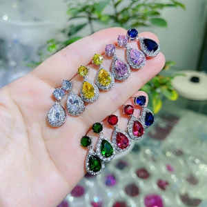 Elegant Copper Alloy Water Drop Zirconia Earrings For Women Luxury Pear Shape Crystal Dangle Drop Earrings Clip-on Jewelry