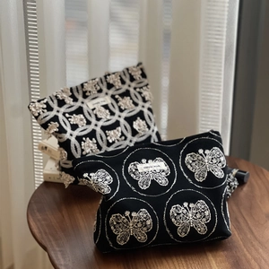 Trousse De Toilette Élégante En Toile Brodée Papillon Floral Pochette À Fermeture Éclair Pour Femme Voyage Quotidien