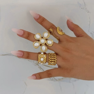 Golden 316 stainless steel vintage rings with floral pearl details for women