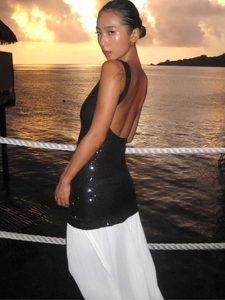 Women Sexy Backless Sleeveless Maxi Dress Sequin Patchwork Elegant White Pleated Skirt Round Neck Street Style Fashion