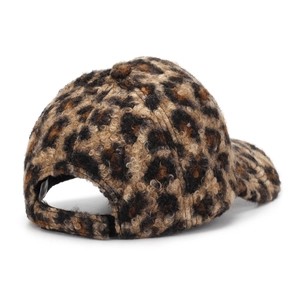 Schicke Schirmmütze mit Leopardenmuster aus Teddyfell für Damen mit verstellbarem Riemen