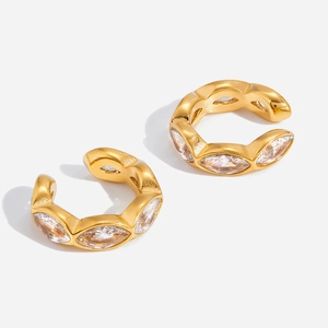 Ear cuff dorati a forma di C con zirconi cubici taglio marquise incastonati