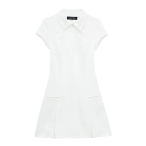 Witte Polo-jurk met korte mouwen, rits in de taille en modieuze plooirok voor dames