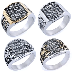 Men Signet Ring Stainless Steel With Scorpion Relief And Black Rhinestones Vintage Punk Hip Hop Jewelry