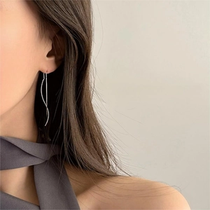 Elegant wave-shaped S925 sterling silver long drop earrings for women minimalist style