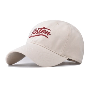 Classic cotton Boston embroidered baseball cap in beige with red script for men and women