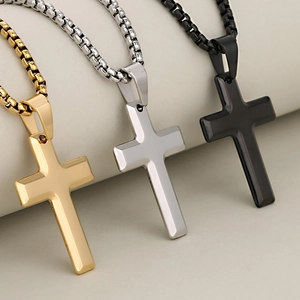 Colliers croix minimalistes en acier inoxydable, couleurs or, argent et noir, chaîne box