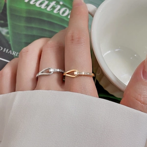 Korean Style Knot Zirconia Open Ring For Women Copper Simple Rhinestone Hollow Interlocked Adjustable Finger Ring Jewelry Gift