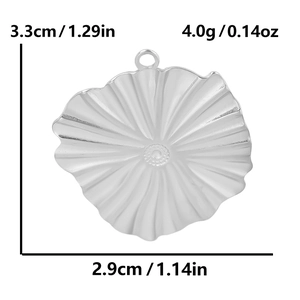 Detailed dimensions of a silver irregular 304 stainless steel petal-shaped charm pendant